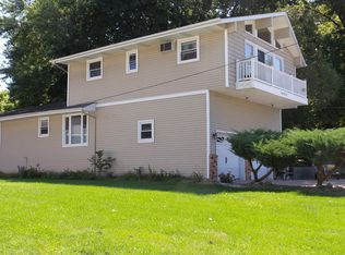 70473 Sunset Blvd, Union, MI 49130