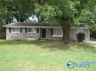 2217 Linde St NW, Huntsville, AL 35810