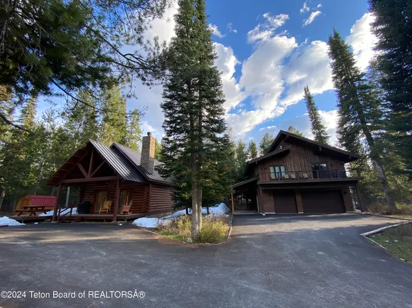 76 Spruce St, Alpine, WY 83128