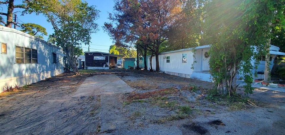1st image of 5860 150th Ave N #C