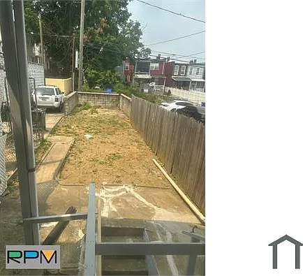 2944 Clifton Ave — Photo 11