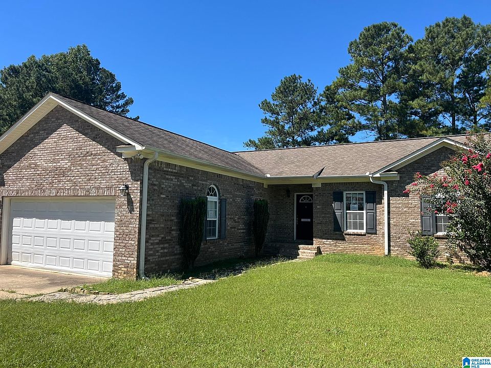 1st image of 121 Eastwood Dr