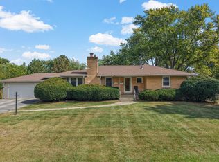 4831 Florence Ave, Downers Grove, IL 60515