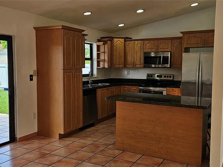 14765 SW 82nd St — Photo 9