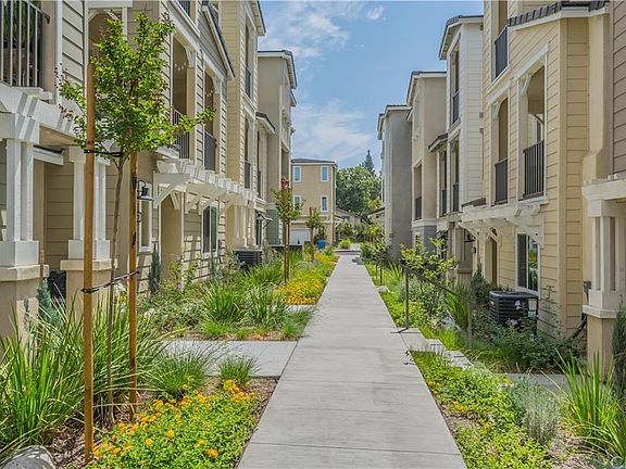 2nd image of 837 Sunburst Way #12