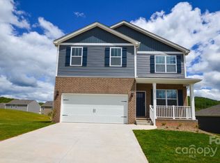 60 Farmwood Trl, Waynesville, NC 28786