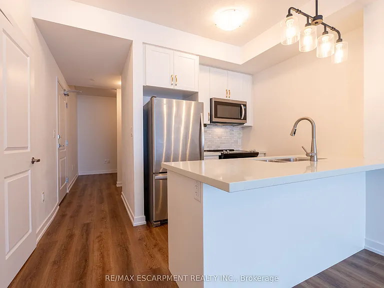 450 Dundas St E #801 — Photo 6
