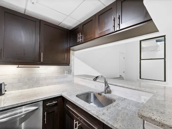 187 Wayne Street image 3 of 27