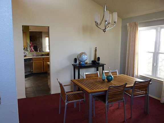 3rd image of 602 Bluff Canyon Cir