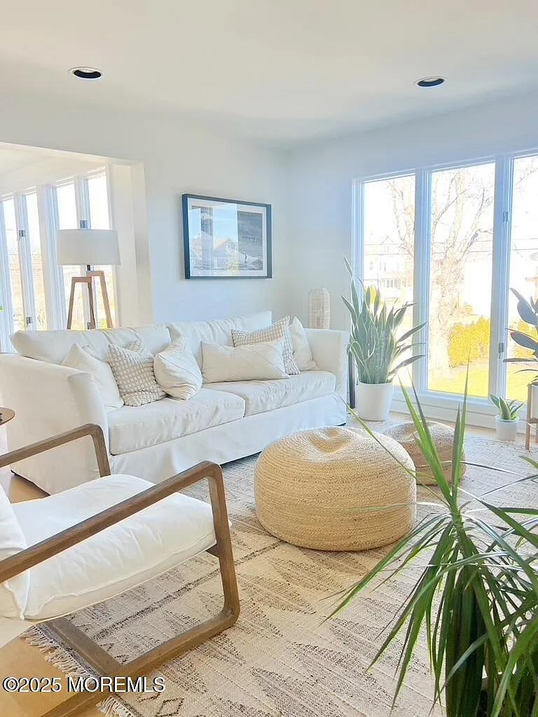 4 bed, 3.5 bath, 2843 sqft, $7,000 — Photo 3