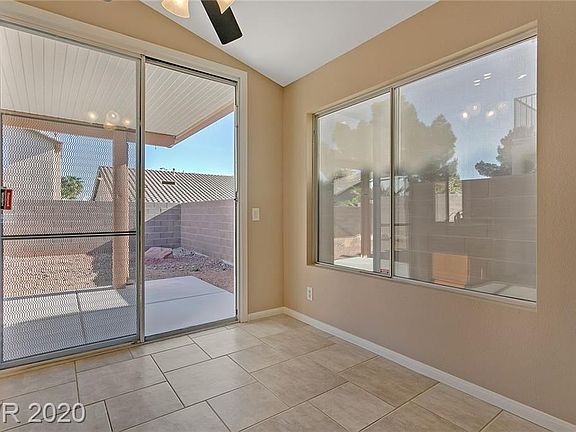 5th image of 9628 Atwood Ave