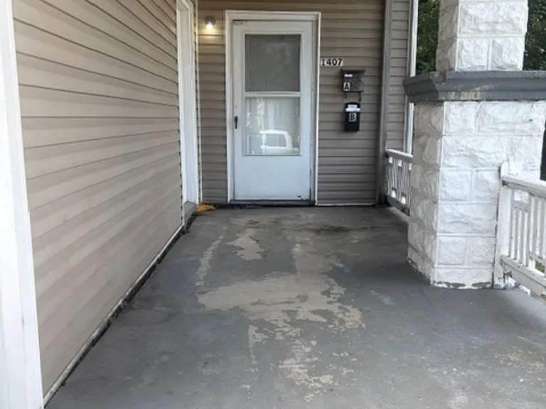 1407 Fountain Ave — Photo 2