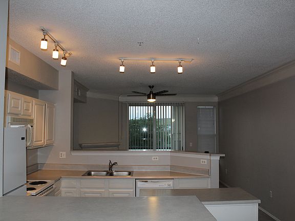 Open kitchen