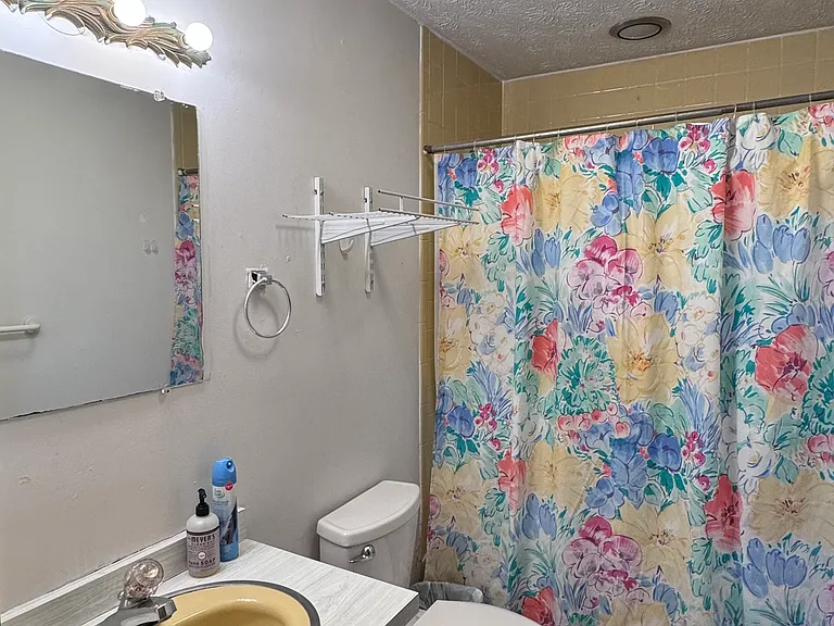 55 Rutherford Ave #2 — Photo 7