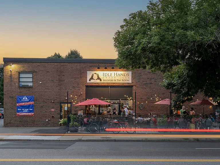 Idle Hands Brewery & Tap Room