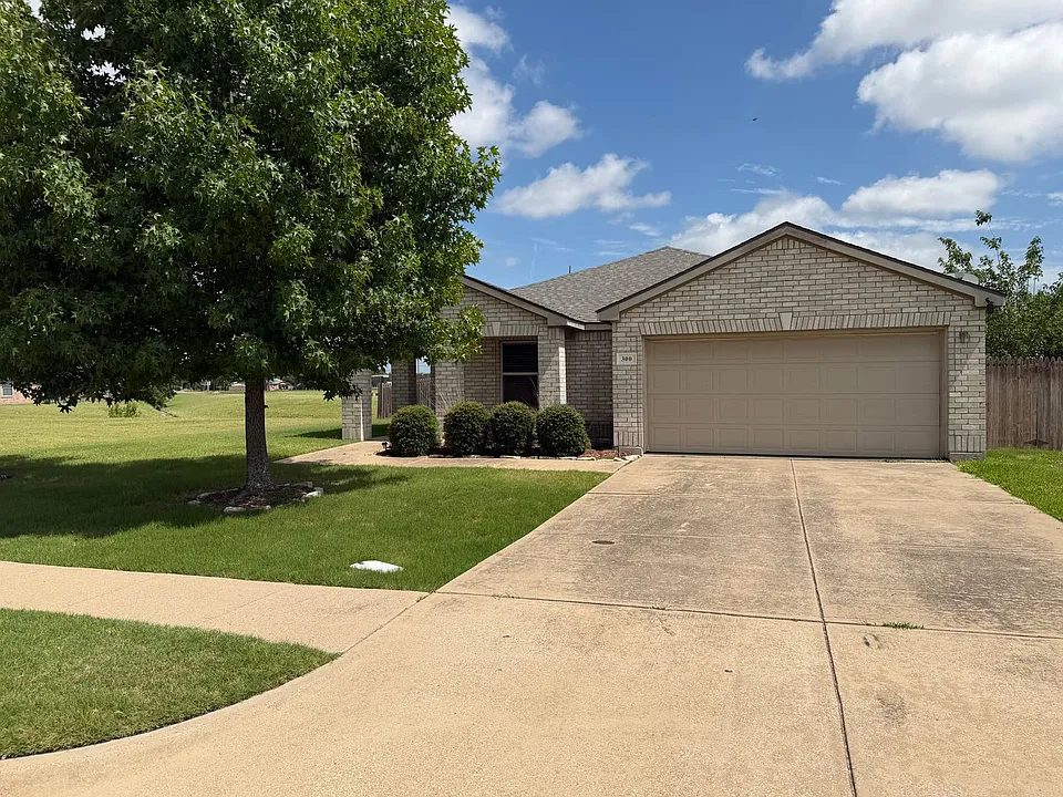 300 Stanford Dr