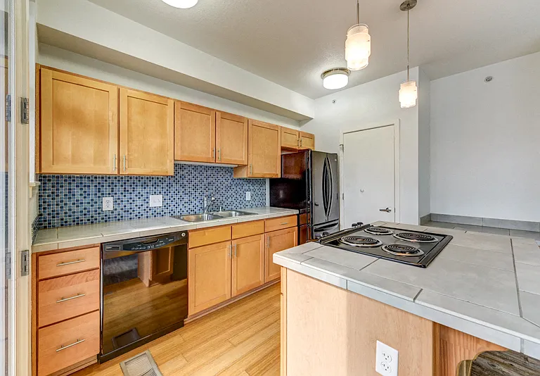 2850 E. College Ave #304 — Photo 19
