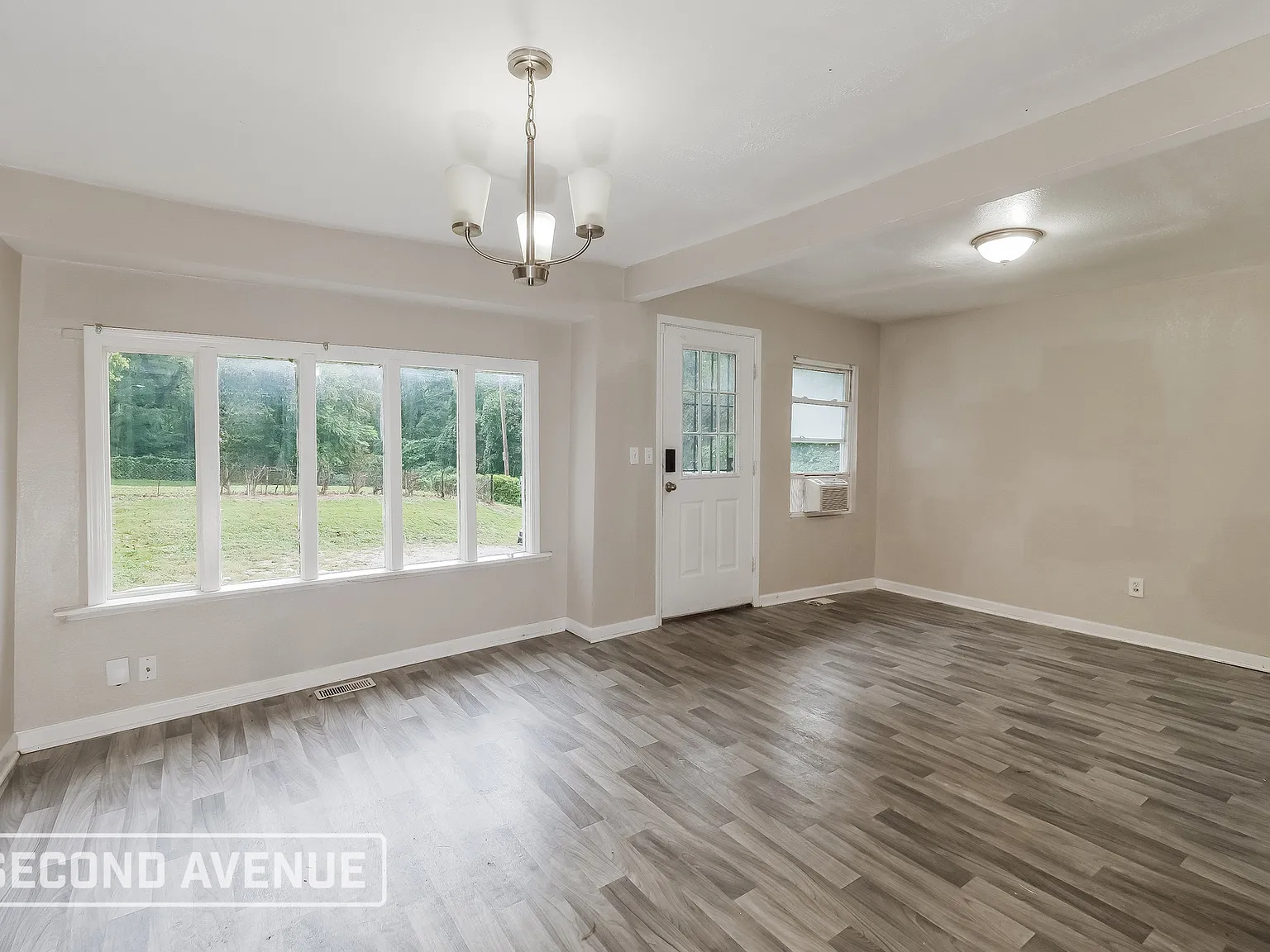 4 bed, 1.0 bath, 1167 sqft, $1,195 — Photo 4