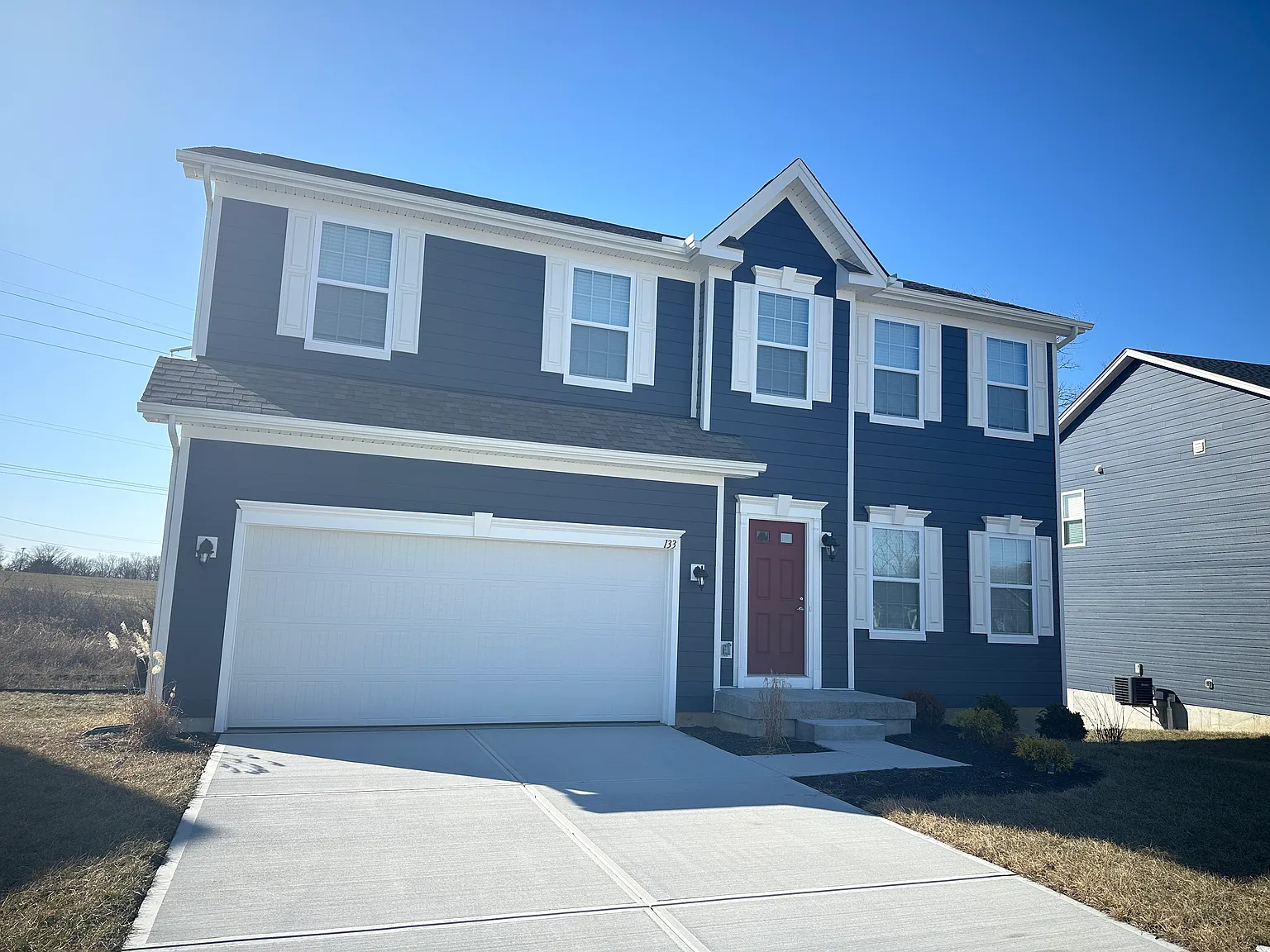 4 bed, 2600 sqft, $3,000 — Photo 1