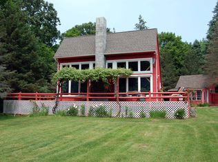 71 Mystic Rd, North Stonington, CT 06359