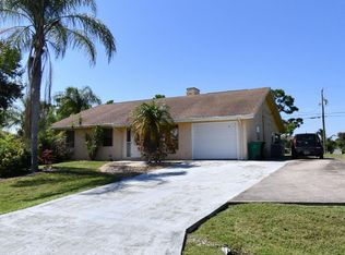 109 SW Meade Circle, Port Saint Lucie, FL 34953
