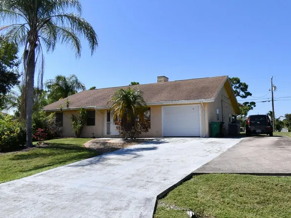 109 SW Meade Circle, Port St Lucie, FL 34953