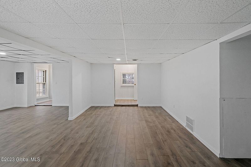 5th image of 335 S Main Street