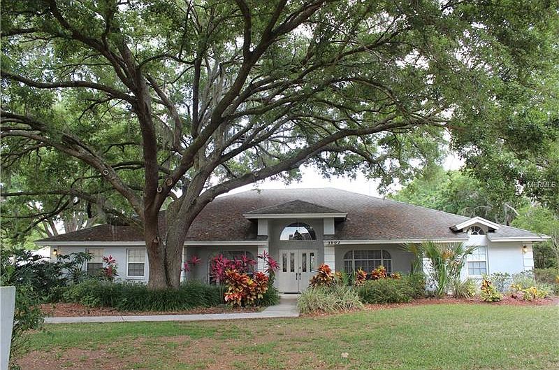 1st image of 3002 Pine Club Dr