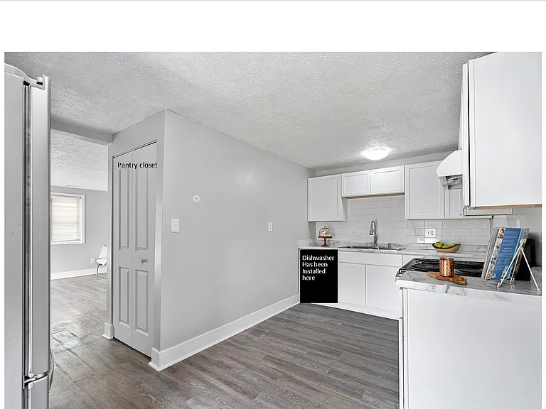 2164 Laurelwood Dr — Photo 8