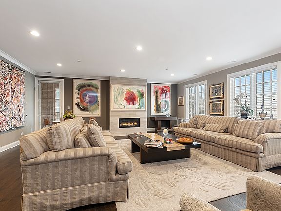 3rd image of 1655 McGovern St #200