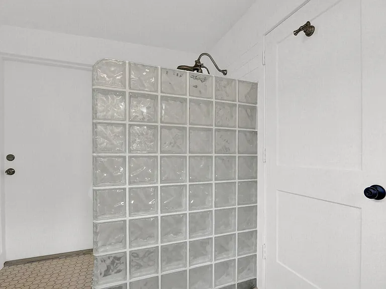 601 Paulina Rd — Photo 19