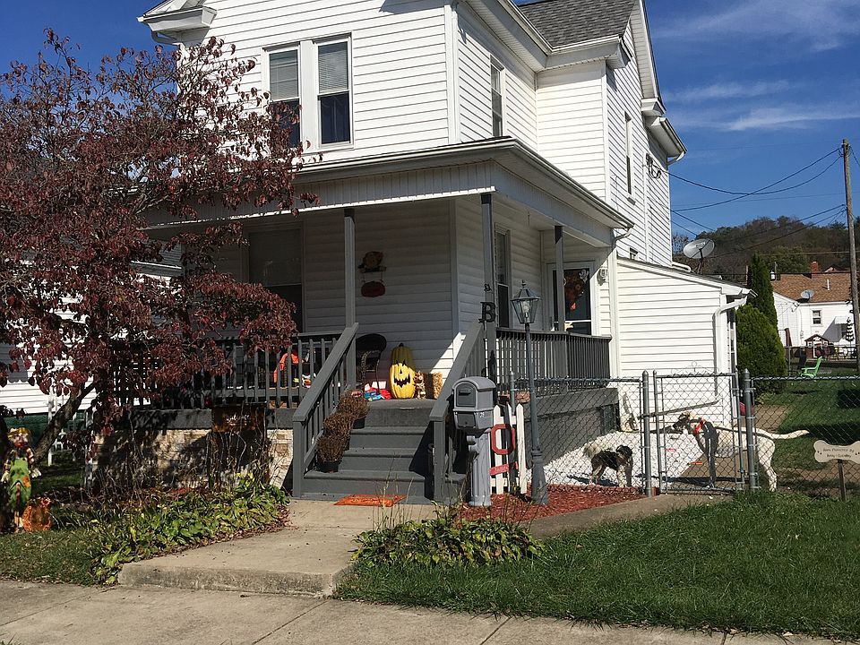 1st image of 319 W 41st St