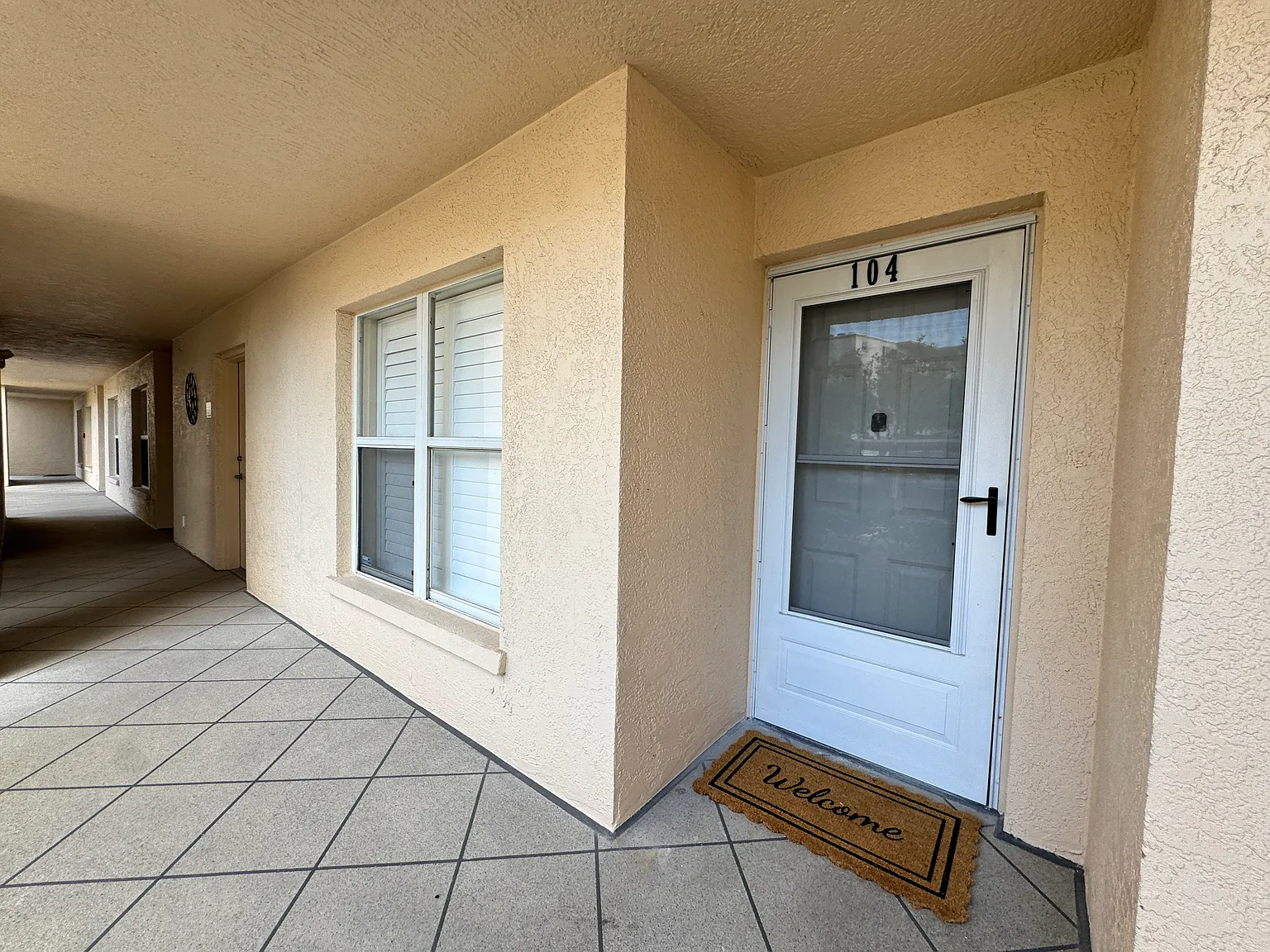 2 bed, 1152 sqft, $1,800 — Photo 2