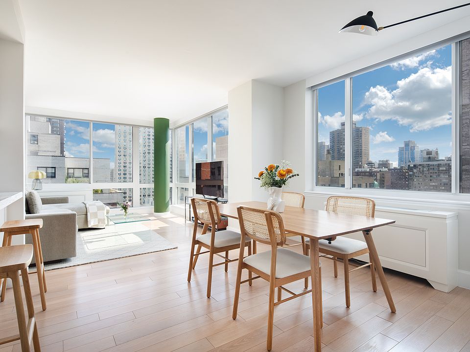 1st image of 389 E 89th St APT 17C