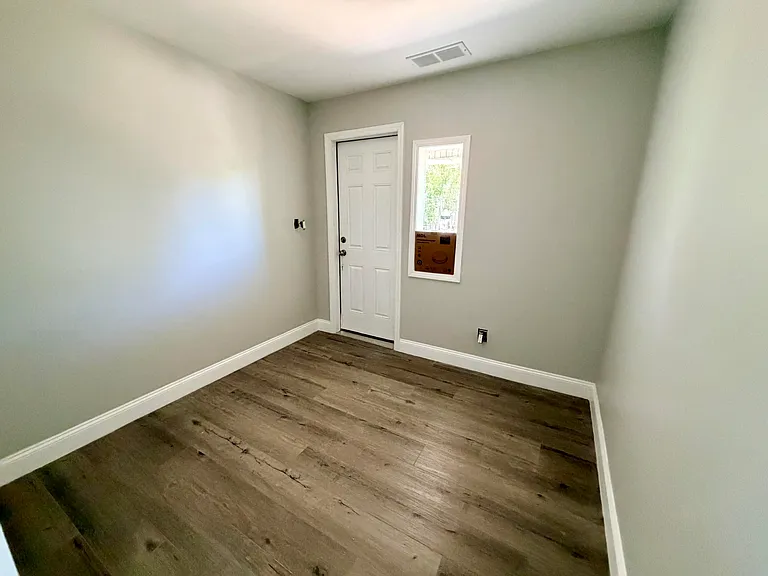 341 Grosvenor Ave #3 — Photo 15