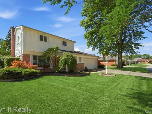 27025 Havelock Dr, Dearborn Heights, MI 48127