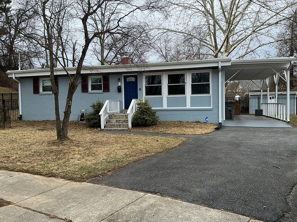 1st image of 7 Dorothy Ln