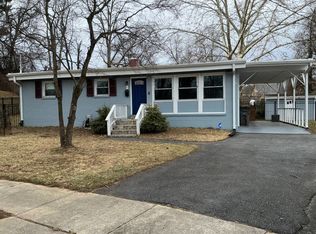 7 Dorothy Ln, Rockville, MD 20851