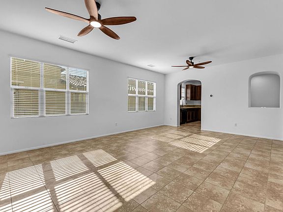 3rd image of 162 Paseo Bravo