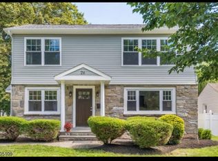 26 Shunpike Rd, Springfield, NJ 07081