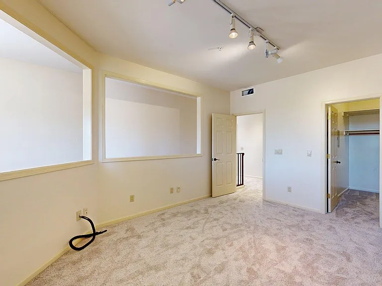 8100 E Camelback Rd #39 — Photo 31