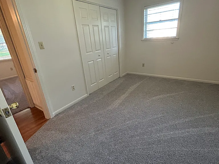 112 Chrisp Ave — Photo 5