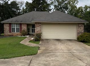 1424 1st Ave NE, Magee, MS 39111