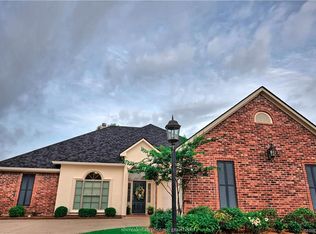 9116 Sorrento Dr, Shreveport, LA 71115