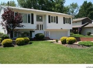 395 Ridgewood Dr, Eastlake, OH 44095