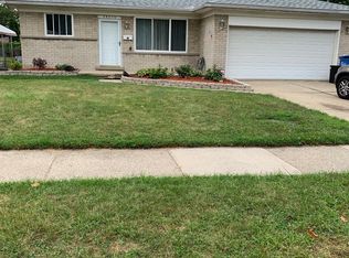 28050 Cunningham Dr, Warren, MI