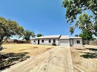 8600 Pioneer Dr, Bakersfield, CA 93306