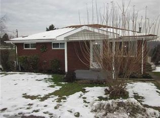 36 Holly Dr, Charleroi, PA 15022
