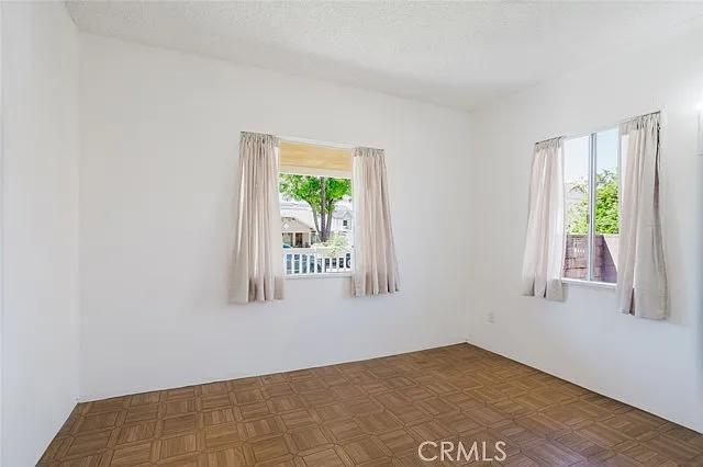 609 Alexander St #A — Photo 13