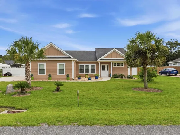 35 Evening Star Dr, Crawfordville, FL 32327
